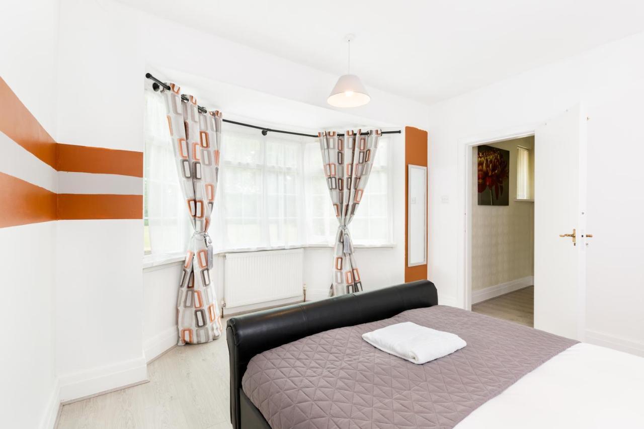 Beautiful 6 Bedroom House For 17 Guests Next To Edgbaston Stadium Birmingham Eksteriør billede