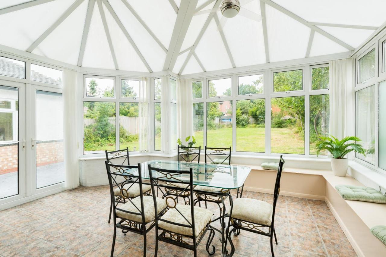 Beautiful 6 Bedroom House For 17 Guests Next To Edgbaston Stadium Birmingham Eksteriør billede