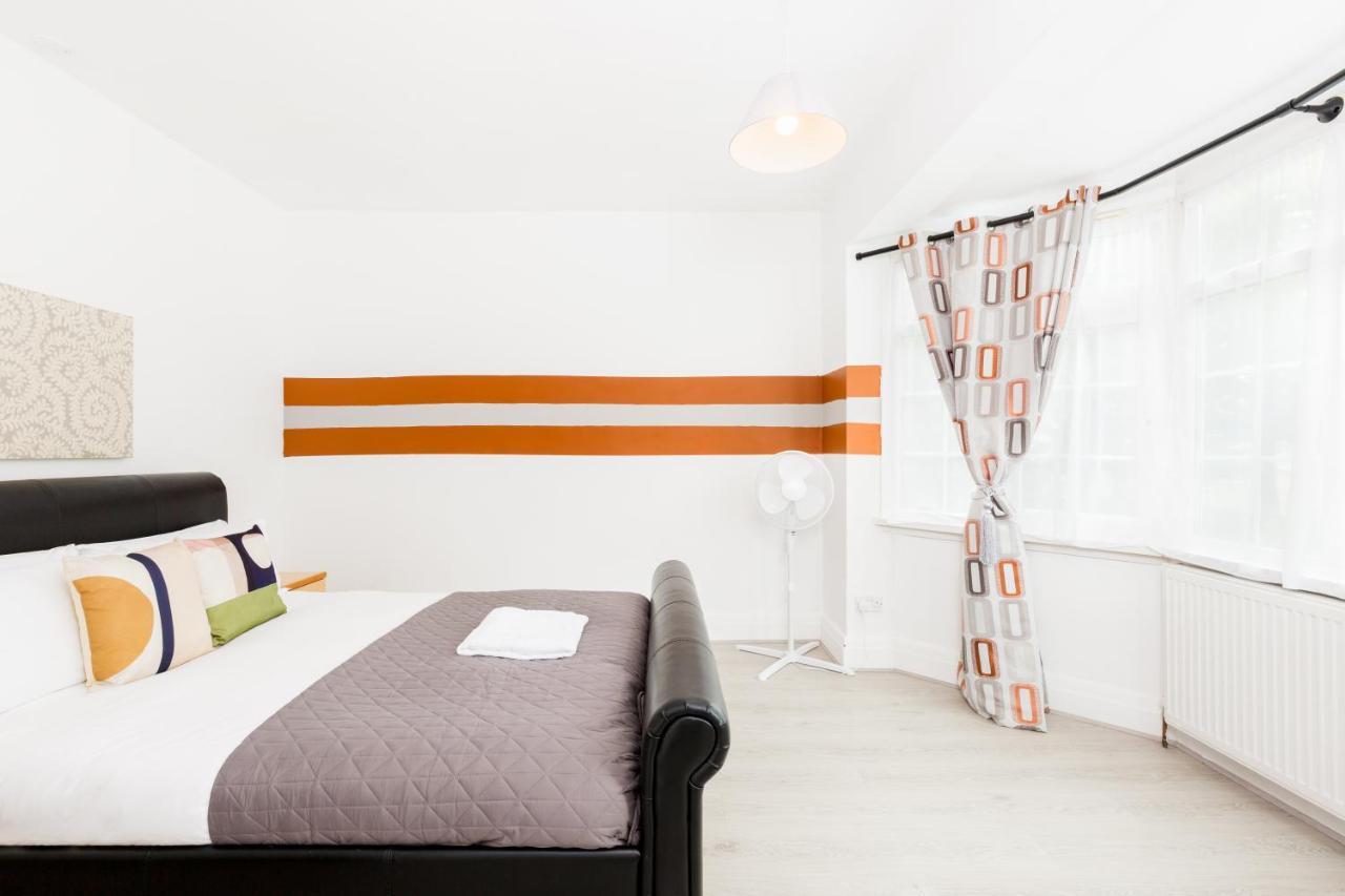 Beautiful 6 Bedroom House For 17 Guests Next To Edgbaston Stadium Birmingham Eksteriør billede